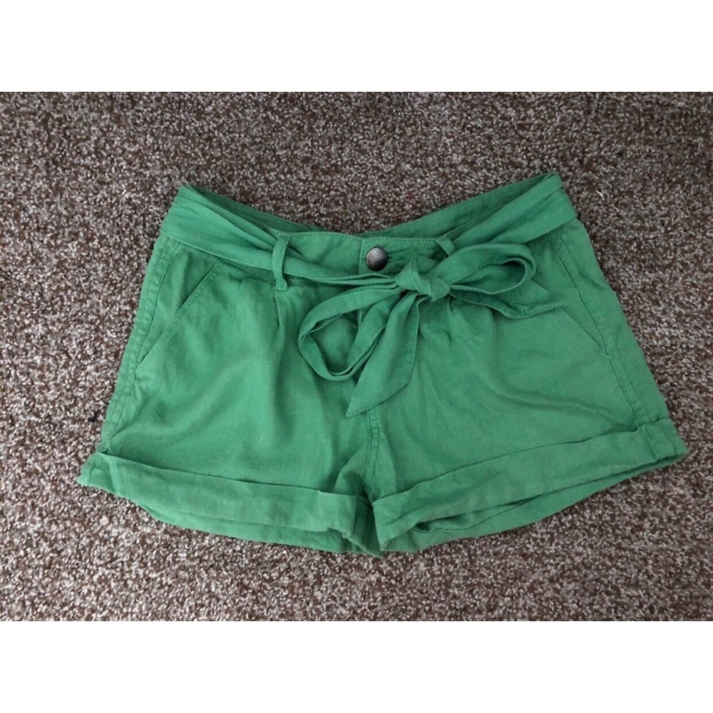 Forever 21 green shorts